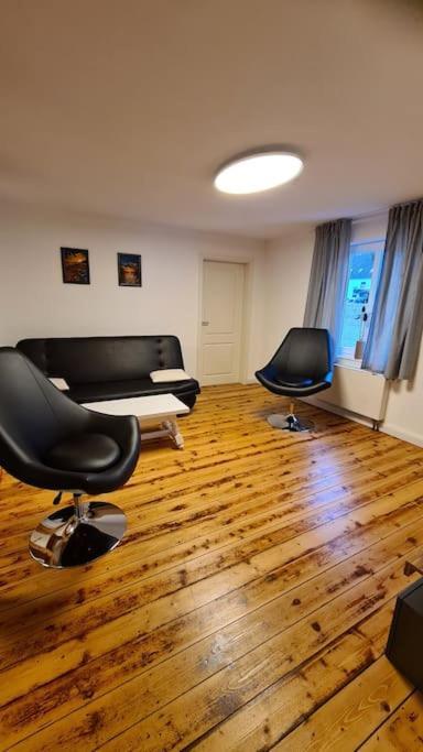 Grosszuegige Wohnung Auf Dem Hof Historischen Muehle Holzhausen  外观 照片